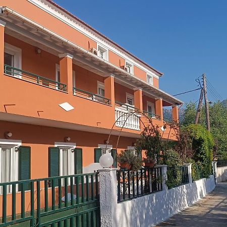 Alexandra'S Apartments Acharavi  Exterior foto